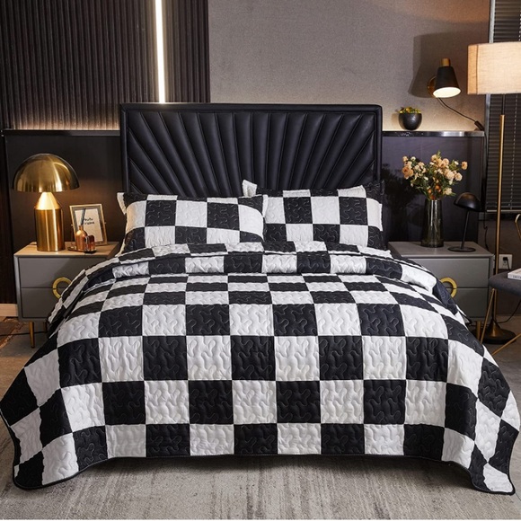 Checkered Quilt Set Queen Size Geometric Plaid/Grid Pattern - Picture 2 of 7